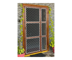 Front door mosquito net door design